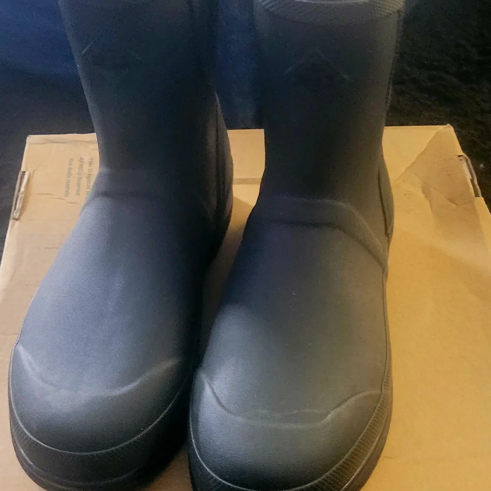 Black Rubber Boots